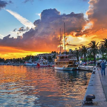 Aurelia Apartment Makarska Eksteriør billede