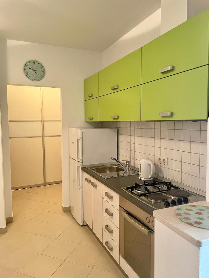 Aurelia Apartment Makarska Eksteriør billede