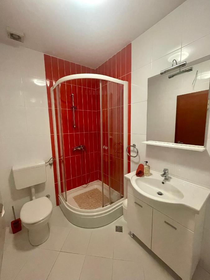 Aurelia Apartment Makarska Eksteriør billede