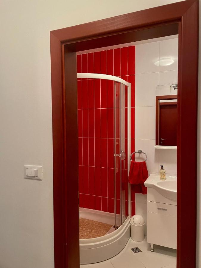 Aurelia Apartment Makarska Eksteriør billede