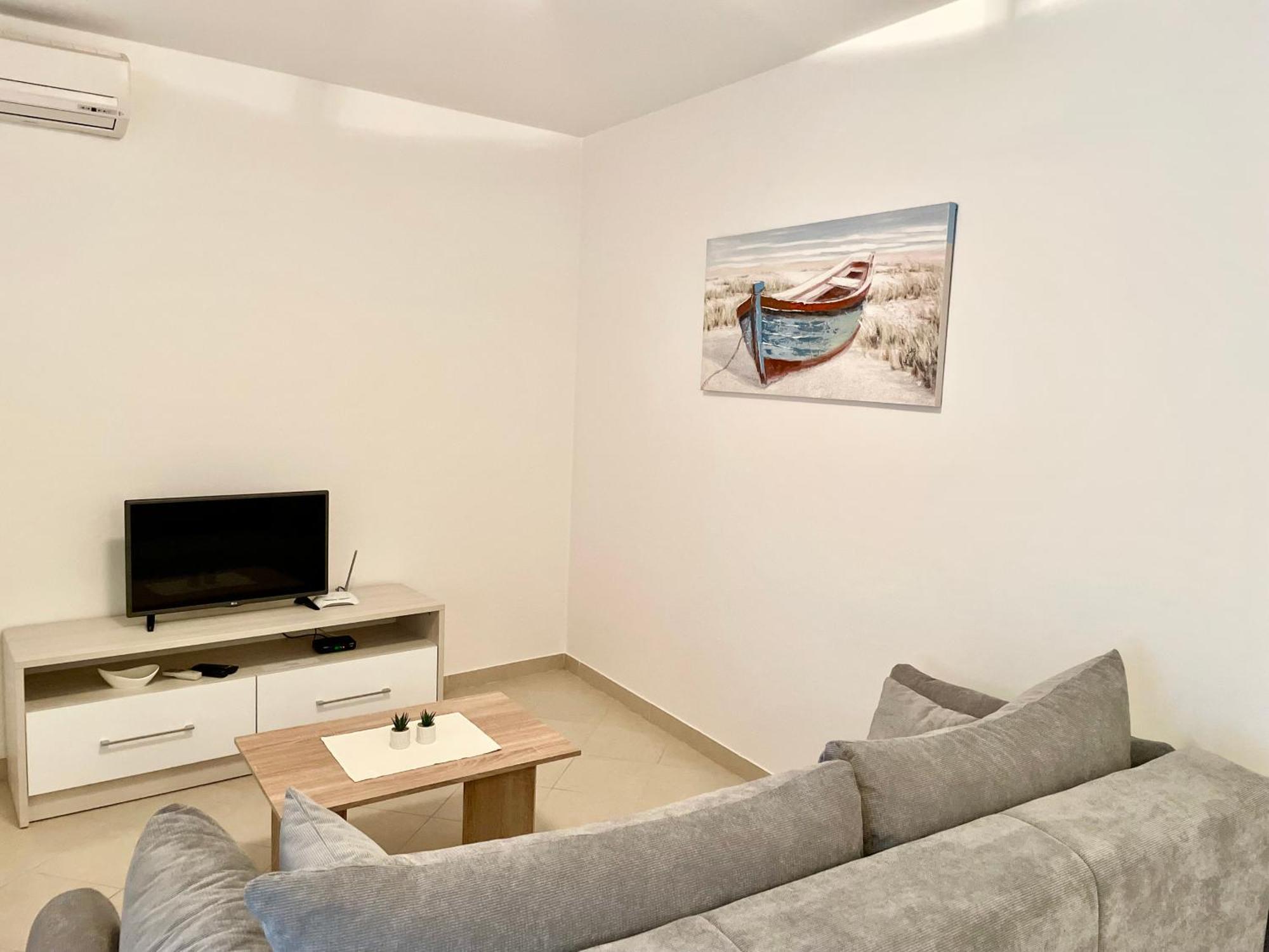 Aurelia Apartment Makarska Eksteriør billede
