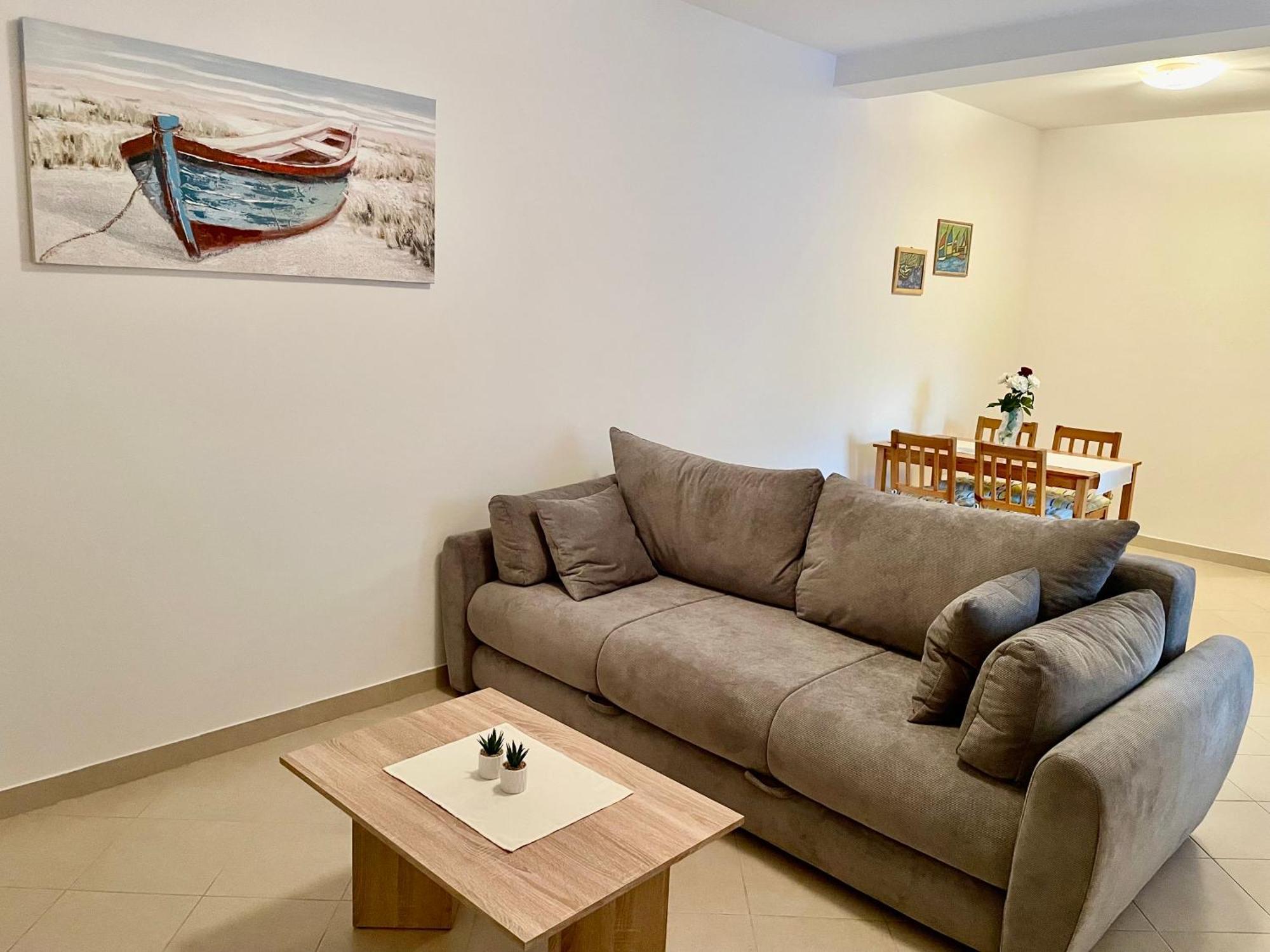 Aurelia Apartment Makarska Eksteriør billede